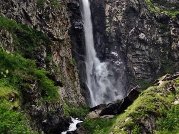 Kazbegi Waterfall Gveleti